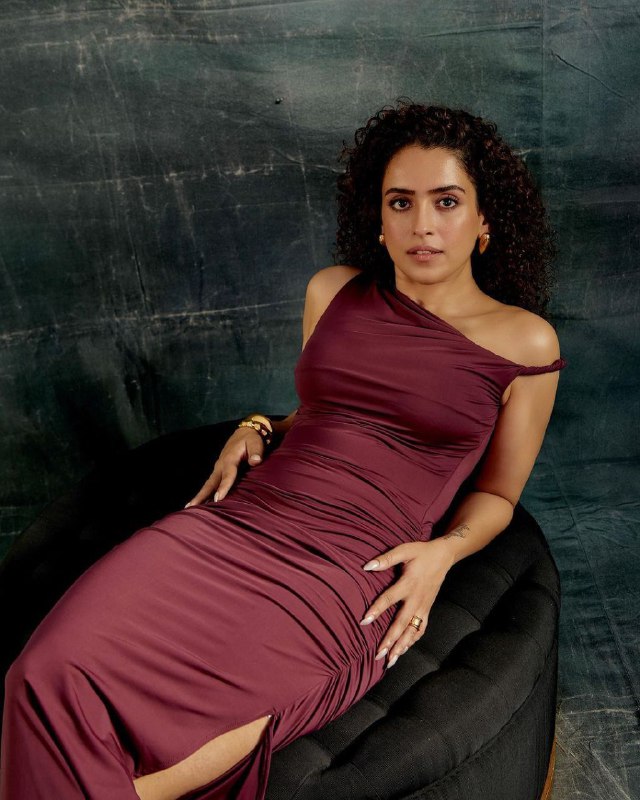 [#SanyaMalhotra](?q=%23SanyaMalhotra)