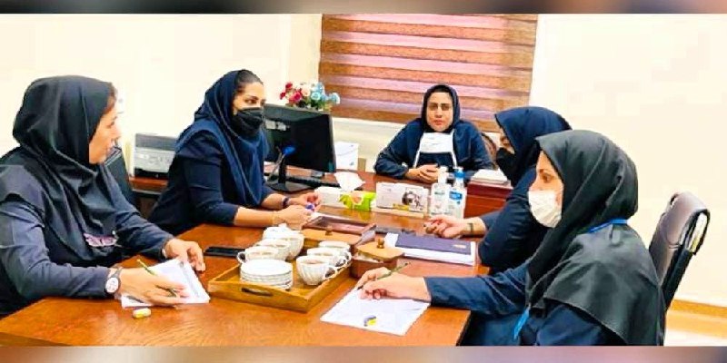 ***✍️***جلسه ای در دفتر پرستاری بیمارستان، …