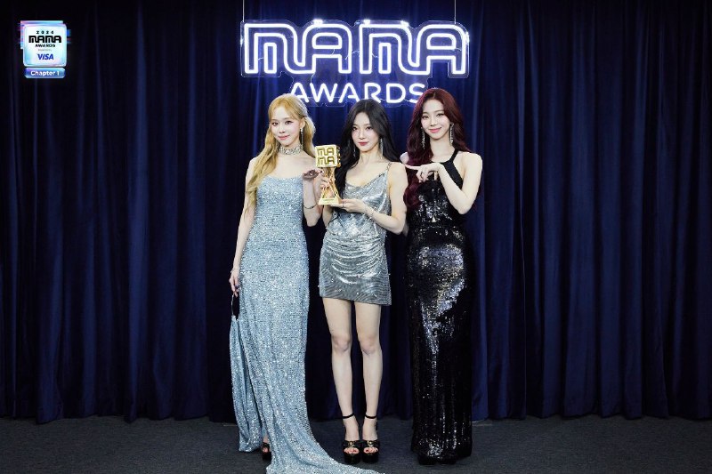 @/MnetMAMA TWITTER UPDATE with [#AESPA](?q=%23AESPA)