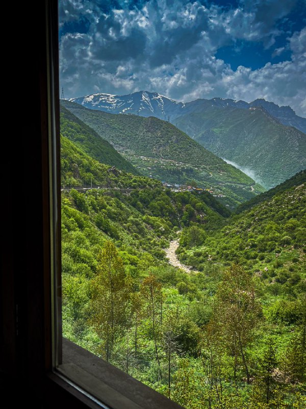 از دیـد یڪ پـنجـرہ؛