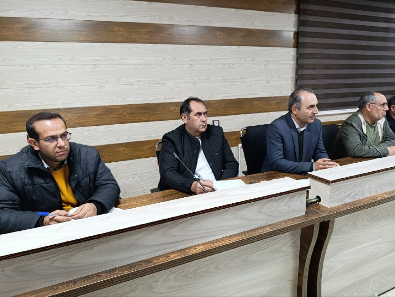 اهرامروز (AharEmroz)