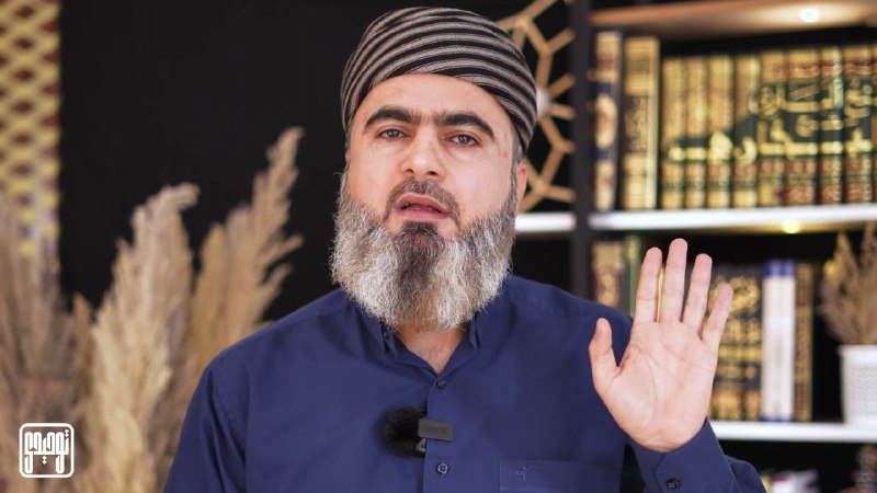 أَهْلُ القرآنِ، هم أَهْلُ اللَّهِ وخاصَّتُهُ