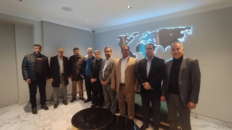 تصویر؛ اندیشکده دانشیاران علوم انسانی. میزگرد …