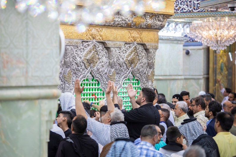 **أُشهِدُ اللهَ وَمَلائِكَتَهُ وأَنْبِيَاءَهُ وَرُسُلَهُ أَنِّي …