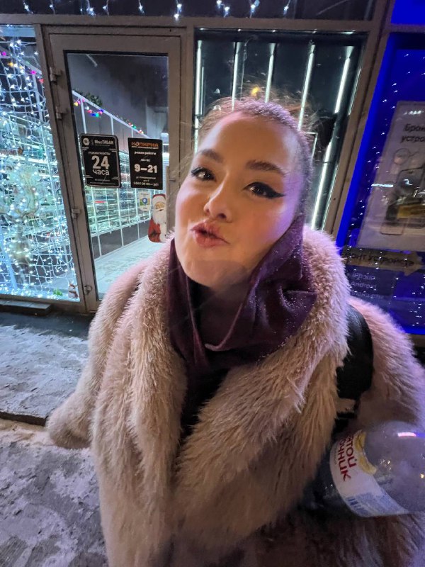 А КОМУ СЕЙЧАС ЛЕГКО?