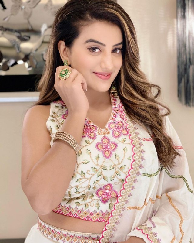 Akshara Singh 💃