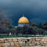 وَهذَا زَمَانُ الصَّبْرِ مَنْ لَكَ بِالَّتِي …