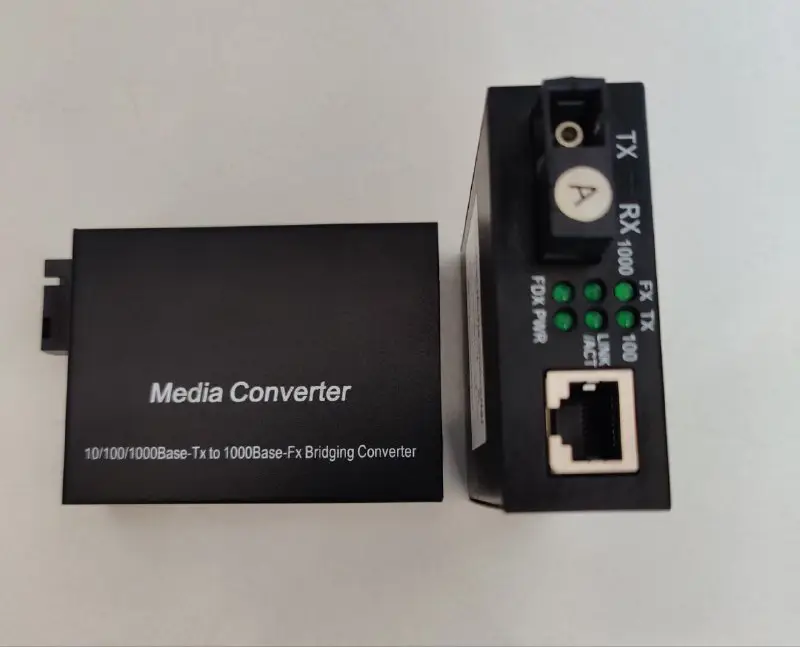 Media converter 10/100. 25 y.e