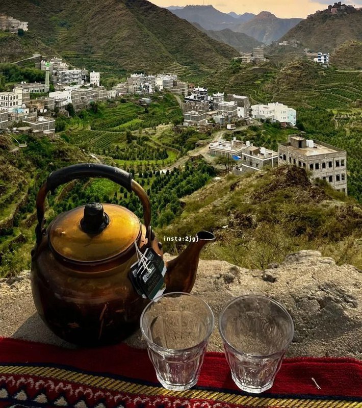 ‏"سنعبر ونتخطى جميع الأزمات بس