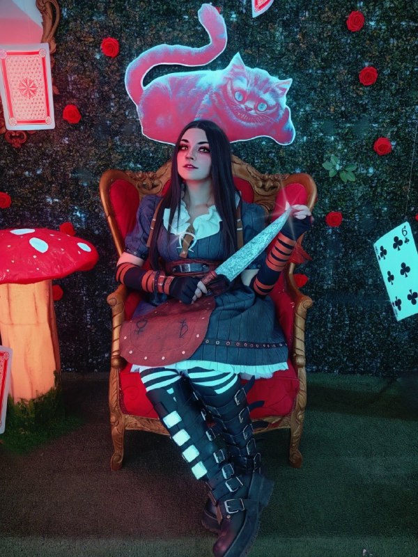 American McGee's Alice. Alice: Madness Returns