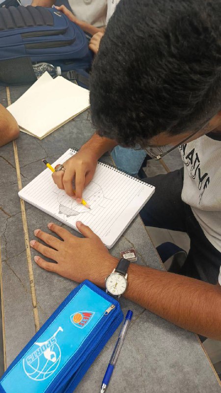 ثانوية القمة الاهلية للبنين