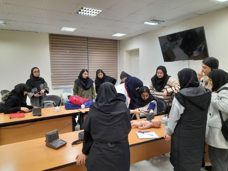 کانون هلال احمر دانشگاه الزهرا(س)