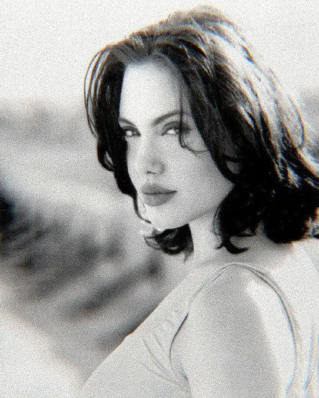 Angelina Jolie