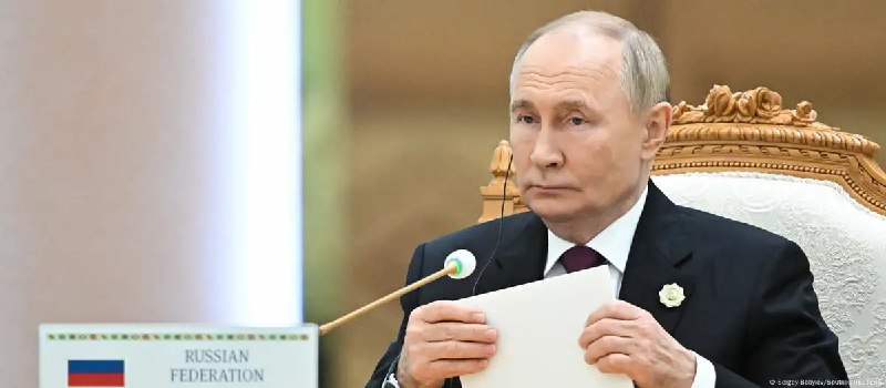 **Путин «болаларсиз ташвиқот»ни тақиқловчи қонунни имзолади**