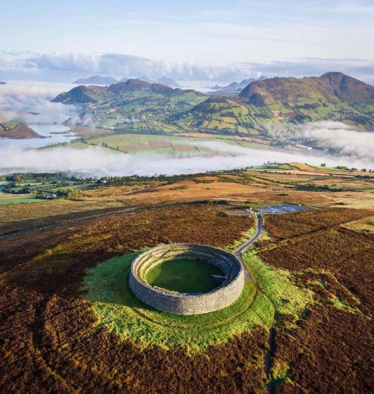 [#luoghi](?q=%23luoghi) [#culture](?q=%23culture) Grianan di Aileach, Donegal, …