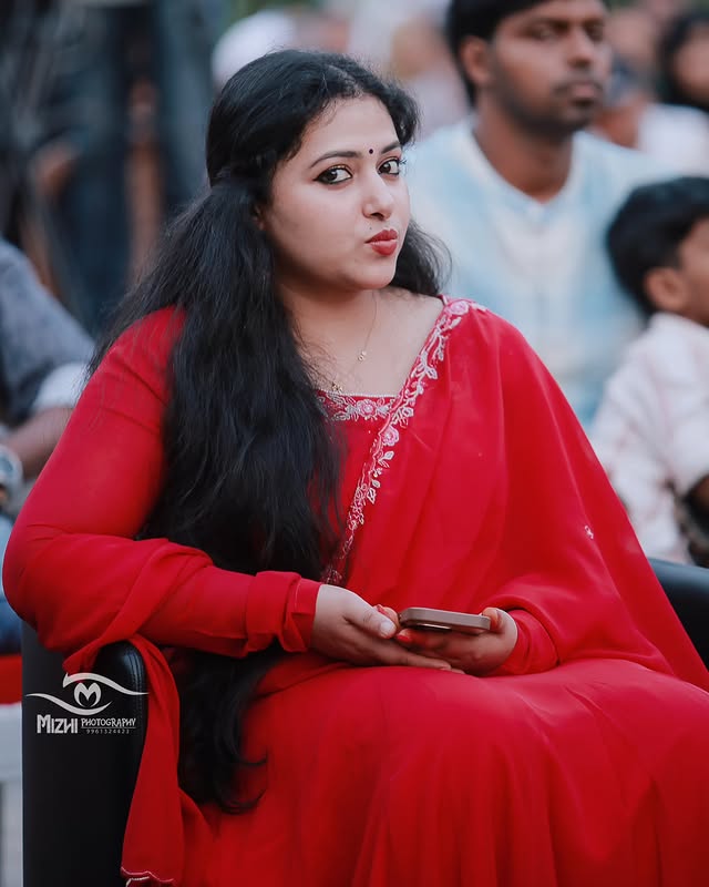 Anu Sithara 💃