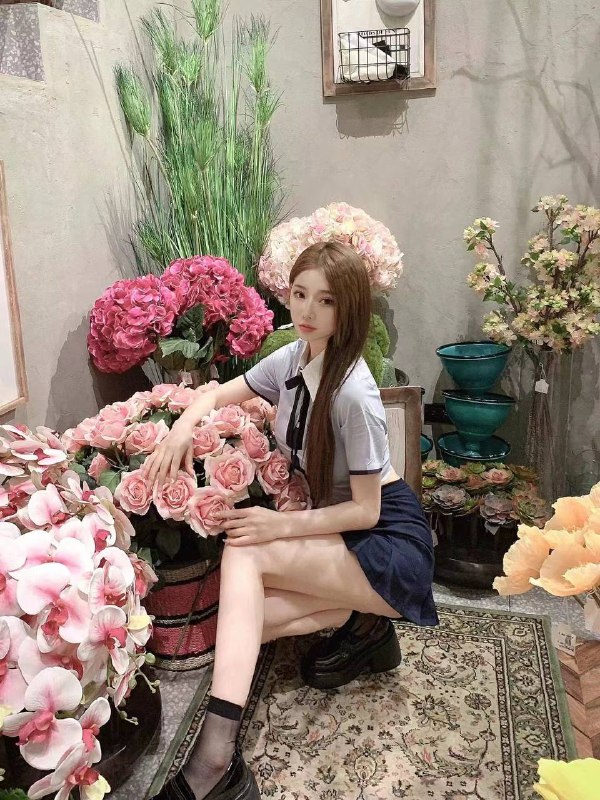 🌸樱花修车中国妹子