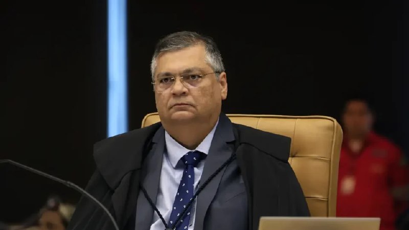 Dino manda suspender pagamento de R$ …