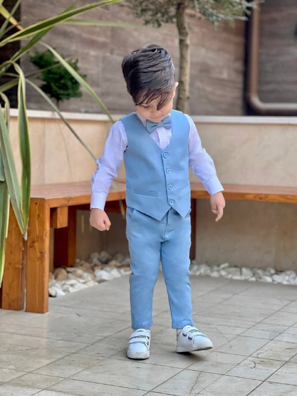 پوشاک بچگانه ی ارغوان