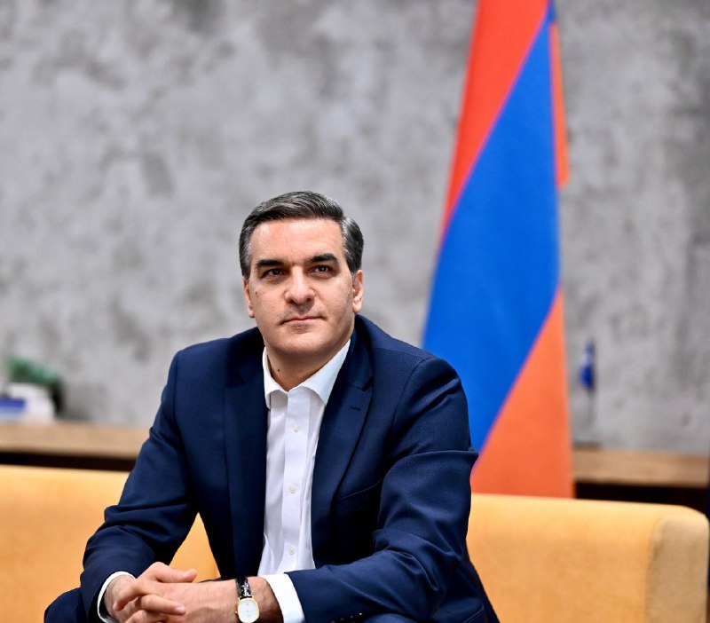 Սիրելի՛ հայրենակիցներ,