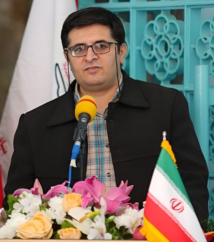 هنرمند ارجمند جناب آقای هاشم کرونی