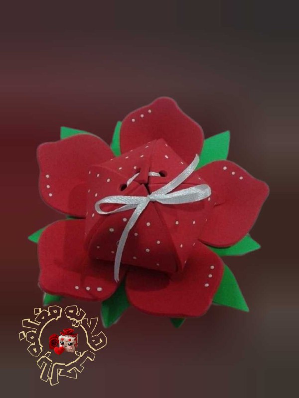 هديه مغلفه بالحب 💝🎁🎀