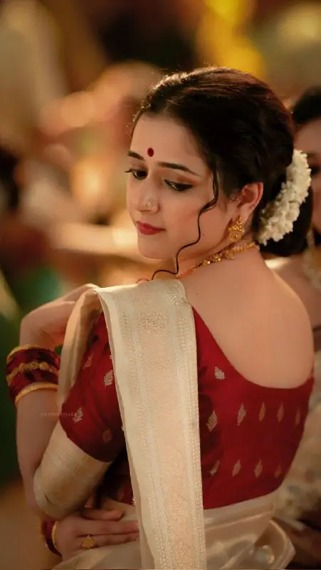 Ashika Ranganath 💃