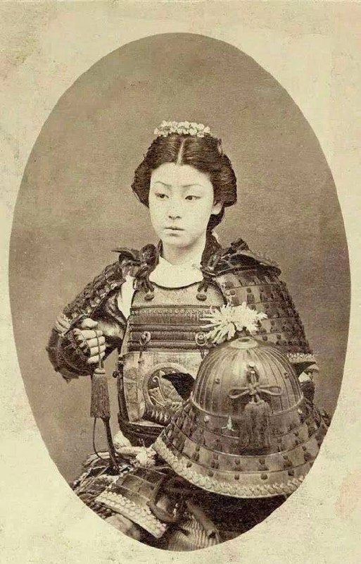 Pедкое фото девушки самурая. Начало 19-го …