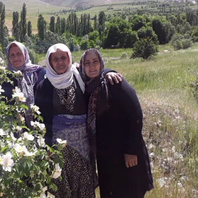 روح سه مادر عزیز آسمانی شاد