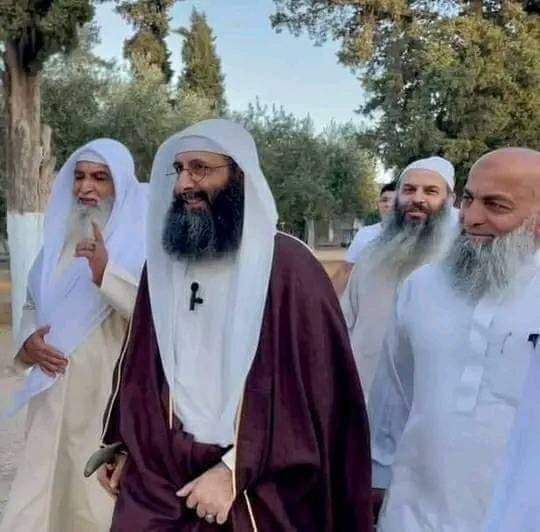 أَللّهُمَّ صَلِّ عَلَىٰ مُحَمَّدٍ وَآلِ مُحَمَّدٍ …