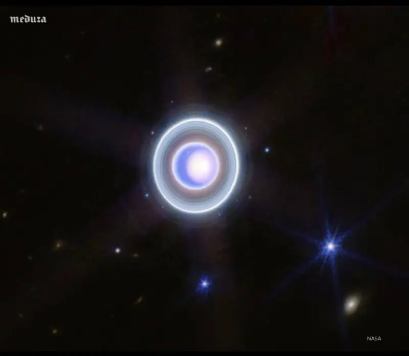 Уран, снятый космическим телескопом «Джеймс Уэбб»
