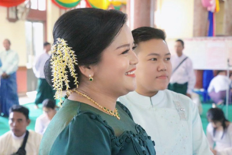 BphoneMyat Thar🇲🇲
