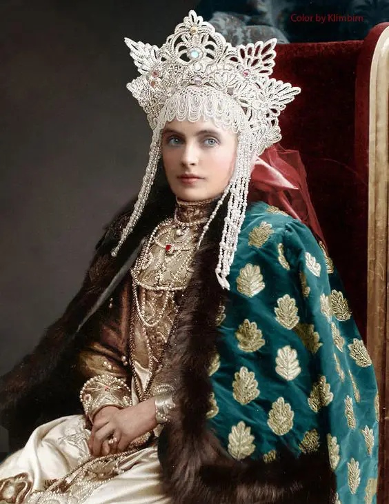 Elizabeth Romanova, 1903 Winter Ball
