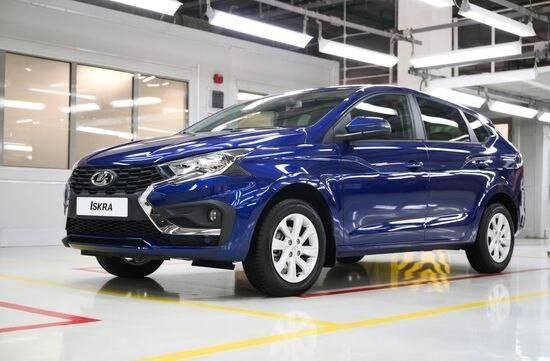 Появились первые фото универсала Lada Iskra …