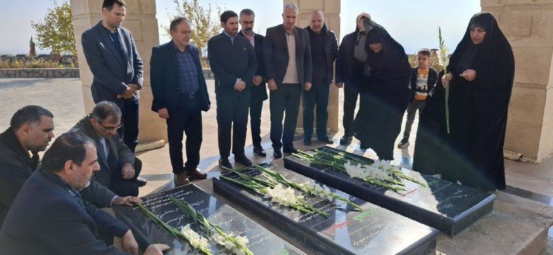 پیک دانشگاه آزاد اسلامی شبستر