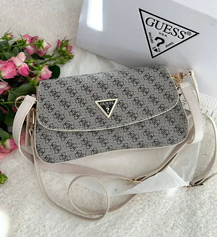 [#Guess](?q=%23Guess) Long Light Grey