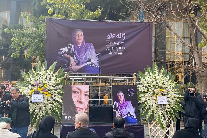[https://banifilmonline.ir/بدرقه-هنرمندی-که-روح-بلندی-داشت؛-تندیس/](https://banifilmonline.ir/%D8%A8%D8%AF%D8%B1%D9%82%D9%87-%D9%87%D9%86%D8%B1%D9%85%D9%86%D8%AF%DB%8C-%DA%A9%D9%87-%D8%B1%D9%88%D8%AD-%D8%A8%D9%84%D9%86%D8%AF%DB%8C-%D8%AF%D8%A7%D8%B4%D8%AA%D8%9B-%D8%AA%D9%86%D8%AF%DB%8C%D8%B3/)