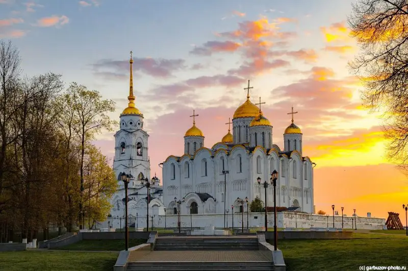 ***Православный храм во Владимире:**