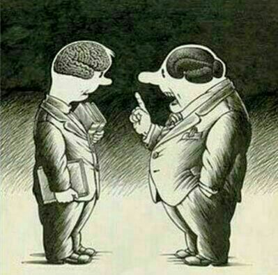 هرگز با احمق ها بحث نکنید! …