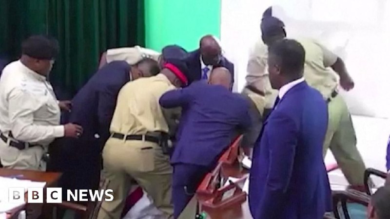 Moment Bahamas MP throws mace out …