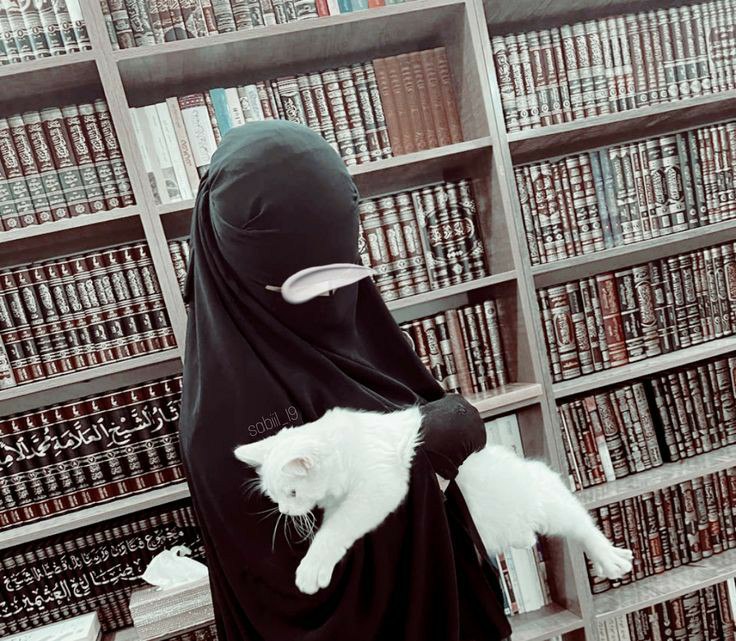 •• **لَمَّا دَخَلَ رَسُولُ اللَّـهِ ﷺ …