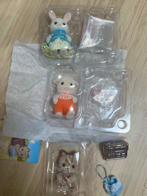 brand new sylvanians i just unboxedd