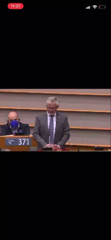 Watching [@JustinTrudeau](https://t.me/JustinTrudeau) get absolutely roasted over and over again by the EU Parliament is the greatest thing I have seen …