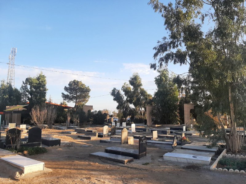 ***?***‍ پنجشنبه است و ياد درگذشتگان