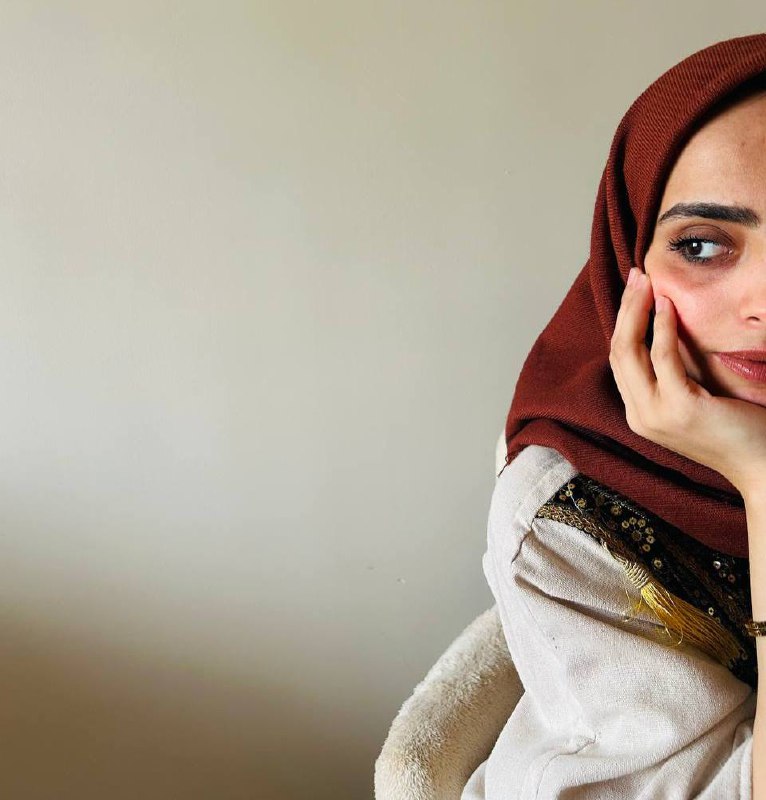 **"وتولّني إن غاب عن عقلي الأمل …