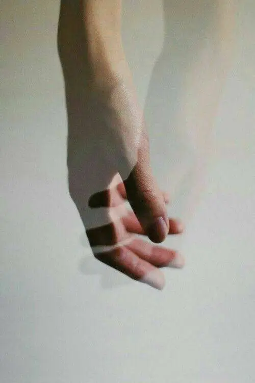 “Ellerini tutamazsam