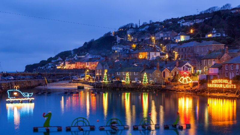 **Christmas lights at Mousehole Harbour, Cornwall, …