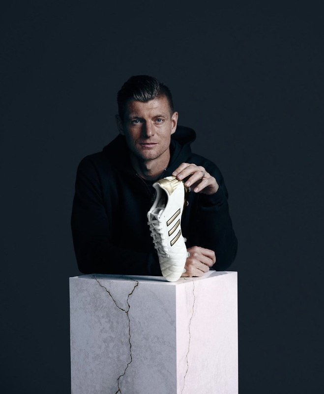 Toni Kroos with the new ‘Gold’ …