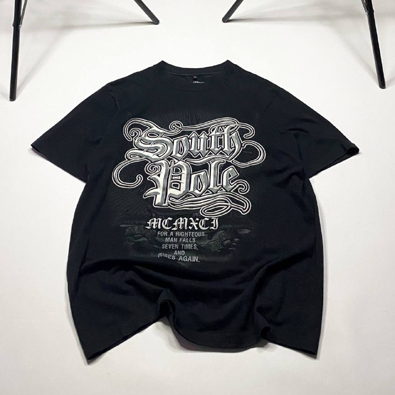 **Southpole t-shirt