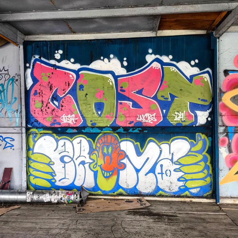 Шрифты от Cost (WCB Crew) и …